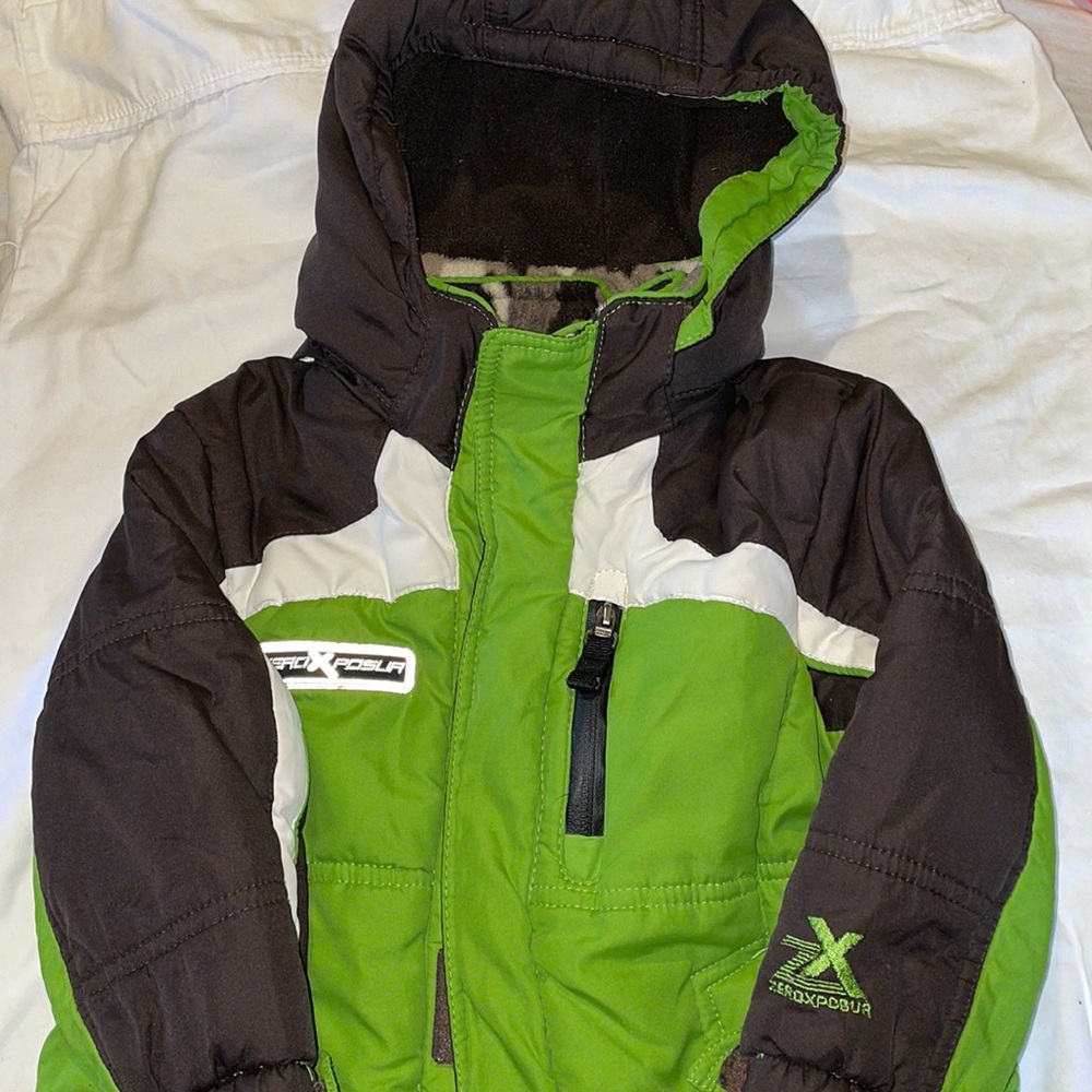EUC- zero x posur 2 layer coat